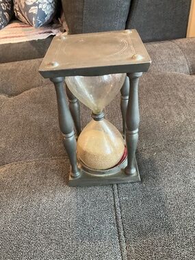 EUC Vintage Royal Holland Pewter Hourglass